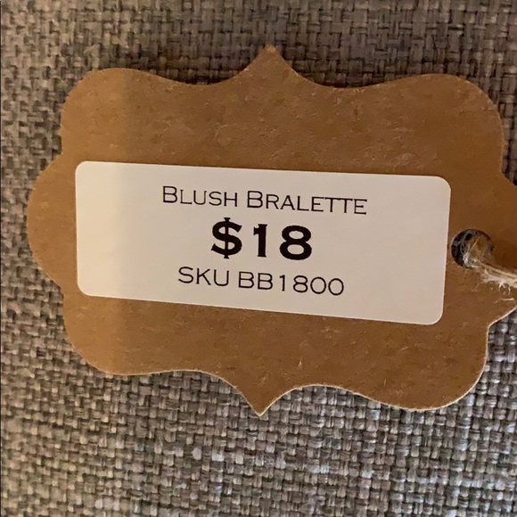 Adjustable bralette - Picture 3 of 3